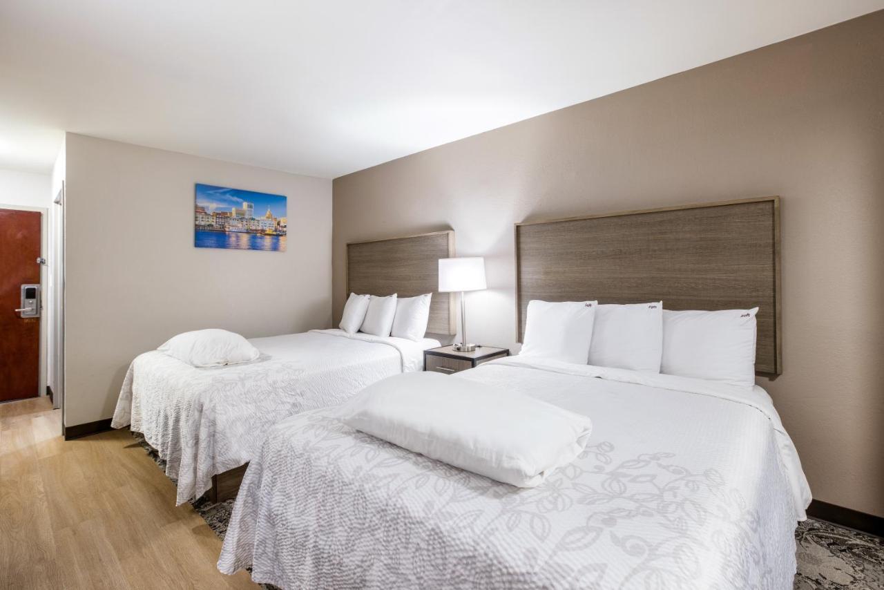 Red Roof Inn Plus+ & Suites Savannah - I-95 Georgetown Extérieur photo