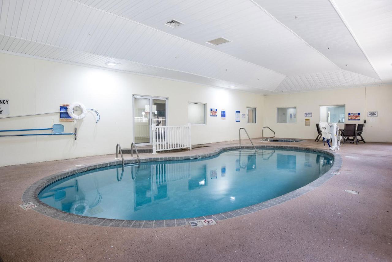 Red Roof Inn Plus+ & Suites Savannah - I-95 Georgetown Extérieur photo